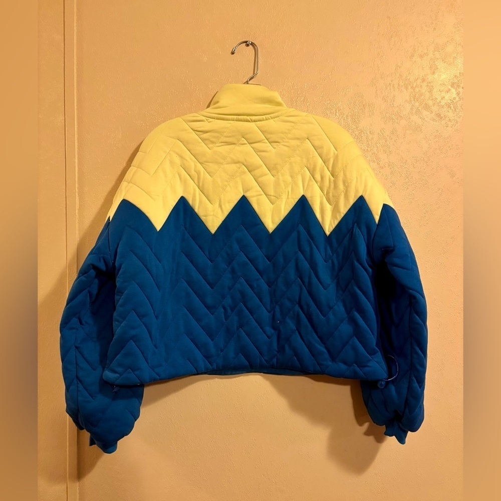 NWOT Free People Movement Zig Zag Pullover sz M - Picture 2 of 5